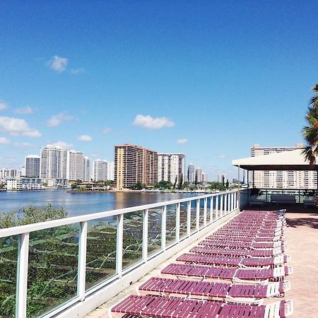 Miami Waterfront Apartments Sunny Isles Beach Exterior foto