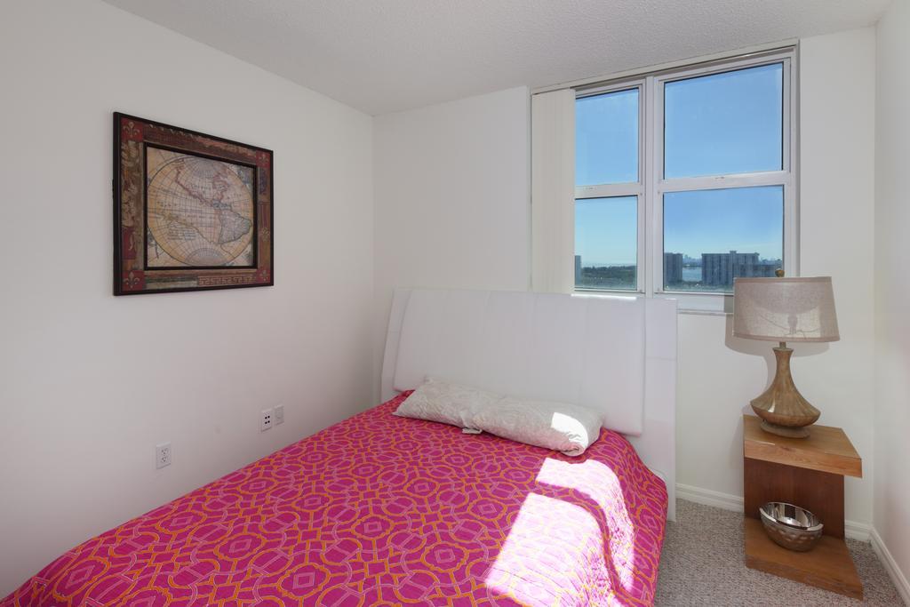 Miami Waterfront Apartments Sunny Isles Beach Exterior foto