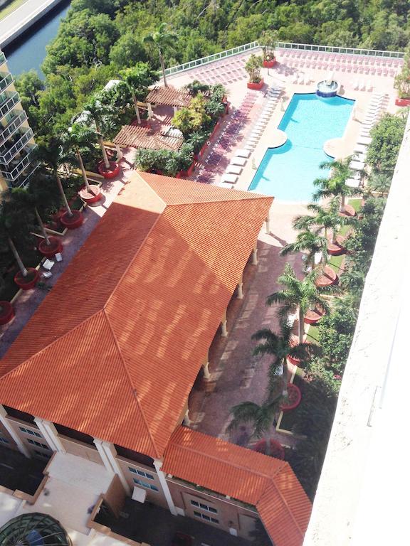Miami Waterfront Apartments Sunny Isles Beach Exterior foto