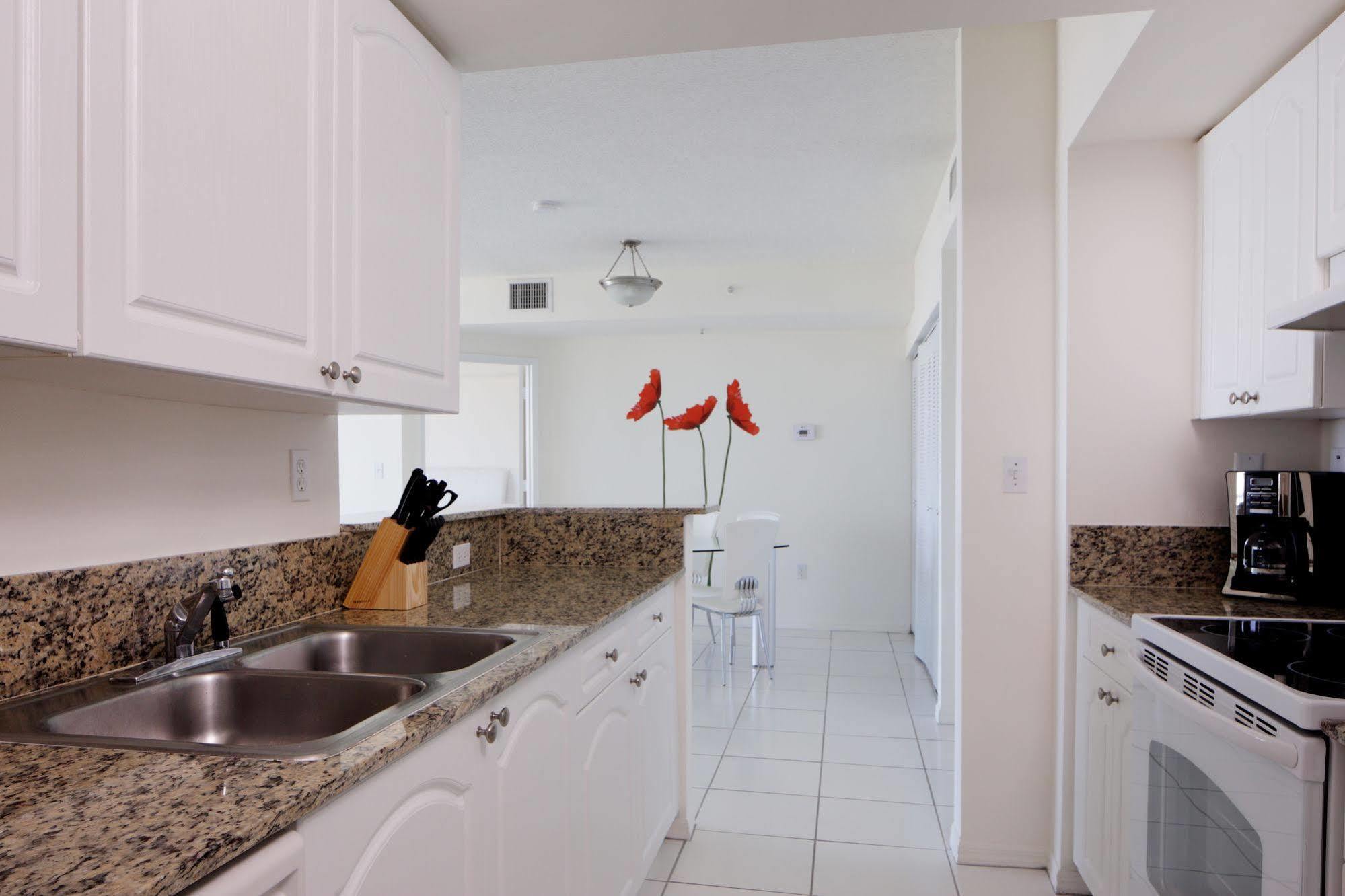 Miami Waterfront Apartments Sunny Isles Beach Exterior foto